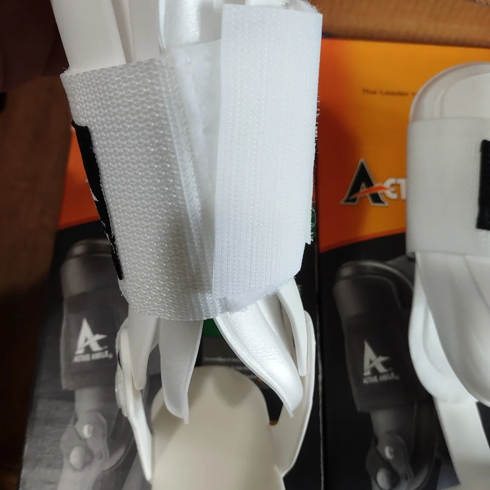 🚫 SOLD 🚫 2- NIB Active Ankle T2 Multi-sport Ankle Brace - Picture 4 of 12
